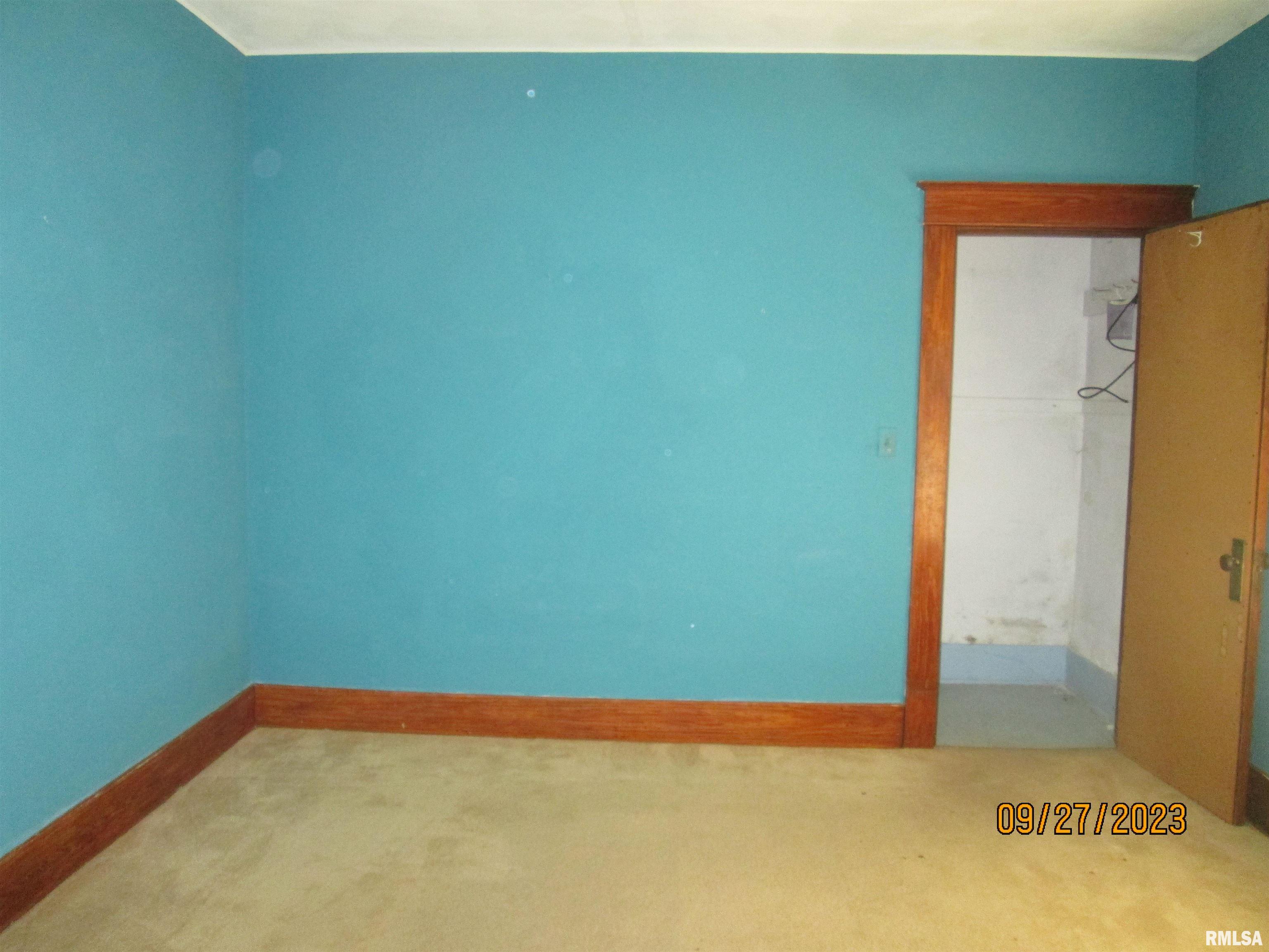 811 2nd Street Gillespie, IL 62033 - Photo 8 of 17