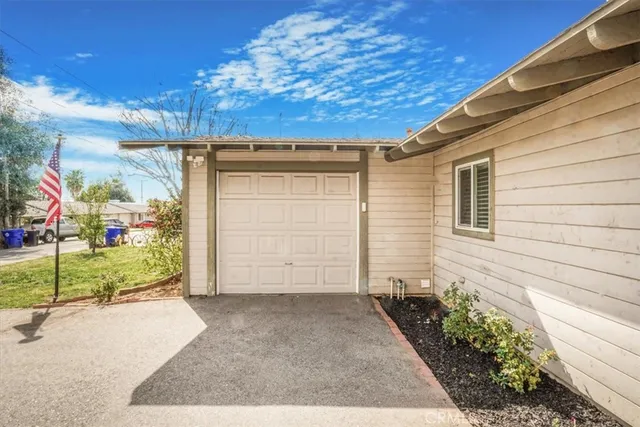a view of a house with a outdoor space