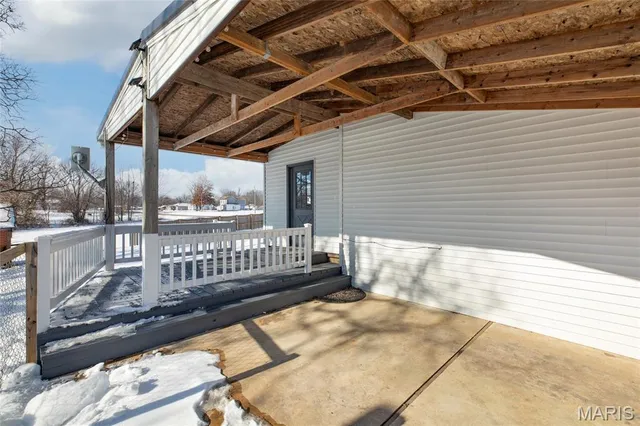 $235,000 | 812 East Warren Street, Bunker Hill, IL 62014