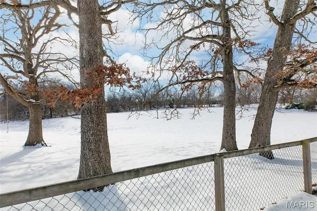 $235,000 | 812 East Warren Street, Bunker Hill, IL 62014