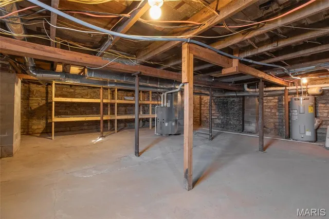 $235,000 | 812 East Warren Street, Bunker Hill, IL 62014