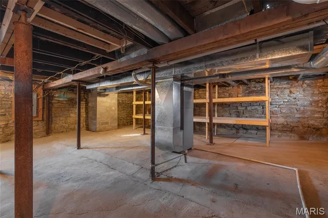 $235,000 | 812 East Warren Street, Bunker Hill, IL 62014