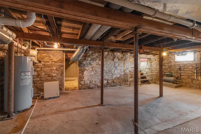 $235,000 | 812 East Warren Street, Bunker Hill, IL 62014