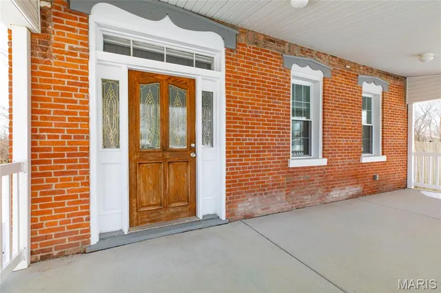 $235,000 | 812 East Warren Street, Bunker Hill, IL 62014