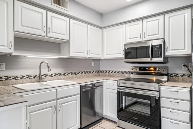 $299,000 | 1391 Sunflower Circle South, Palm Springs, CA 92262