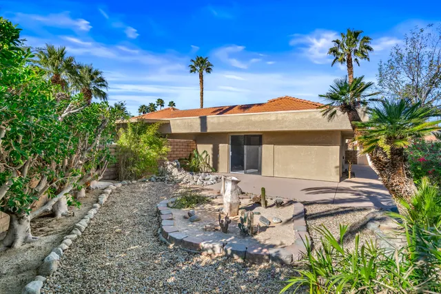 $299,000 | 1391 Sunflower Circle South, Palm Springs, CA 92262