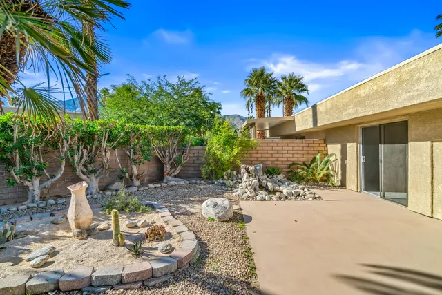 $299,000 | 1391 Sunflower Circle South, Palm Springs, CA 92262
