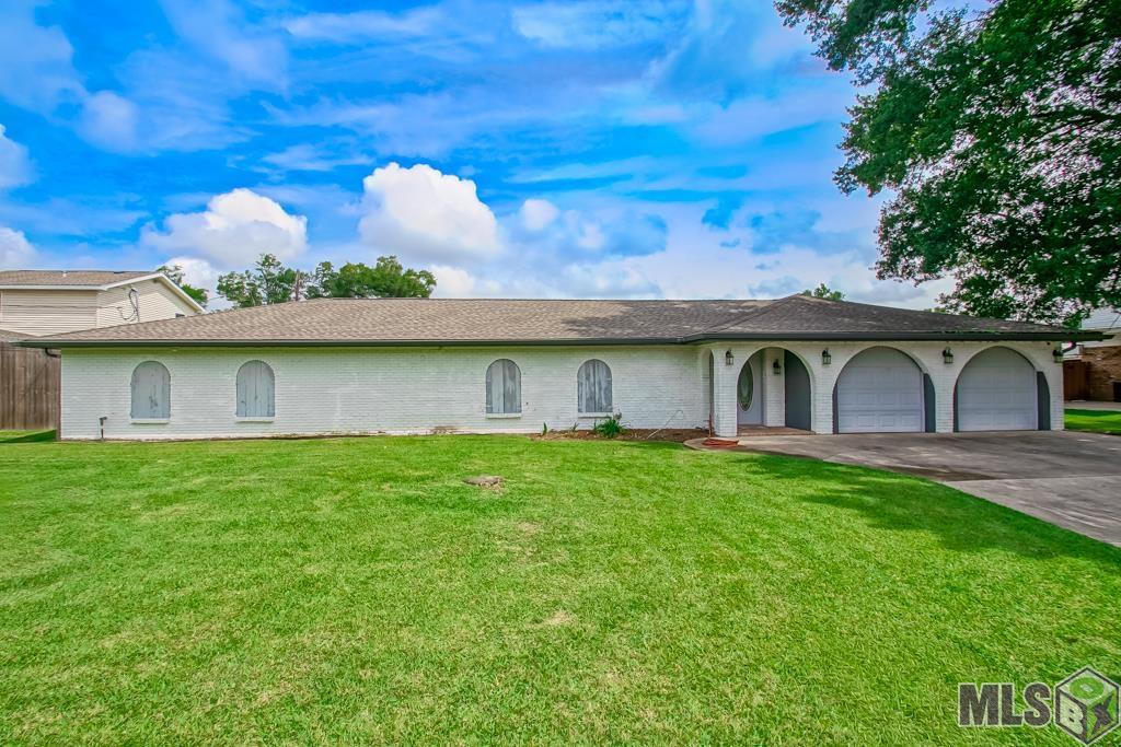 504 Walnut Street Laplace, LA 70068 - Photo 1 of 34