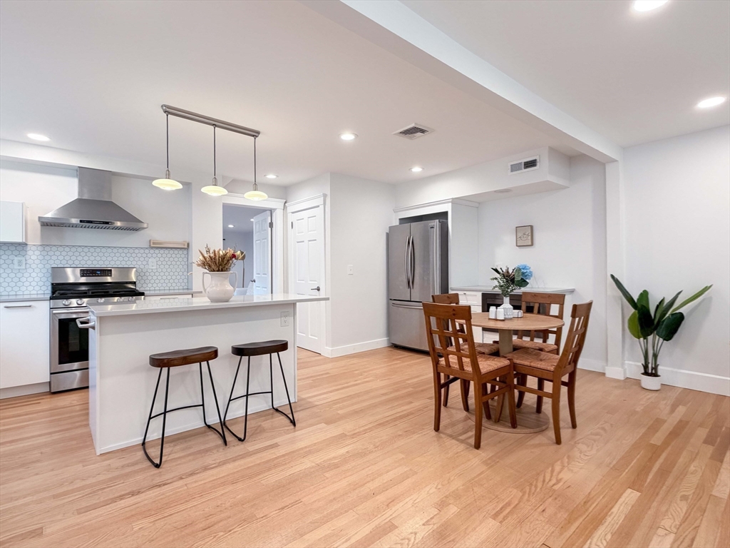 130 Viles Street Weston, MA 02493 - Photo 4 of 29