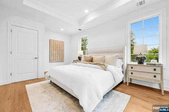 $1,199,000 | 11 Gabriel Court, Unit 11, Paramus, NJ 07652