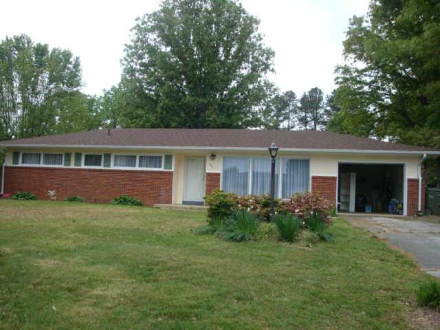 1601 Grandaddy Road Lawrenceburg, TN 38464 - Photo 1 of 8 Gallery Image 1