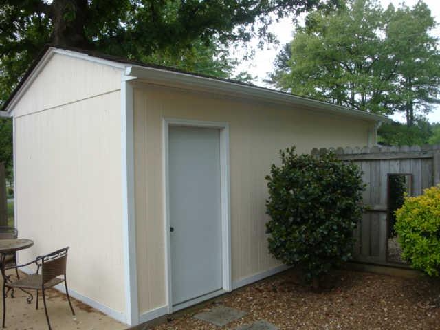 1601 Grandaddy Road Lawrenceburg, TN 38464 - Photo 3 of 8 storage building