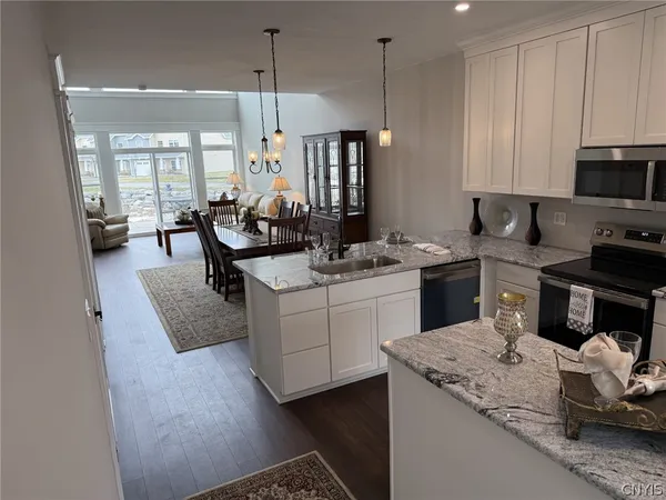 $582,500 | 2025 Highway 31, Unit 207, Sullivan, NY 13032