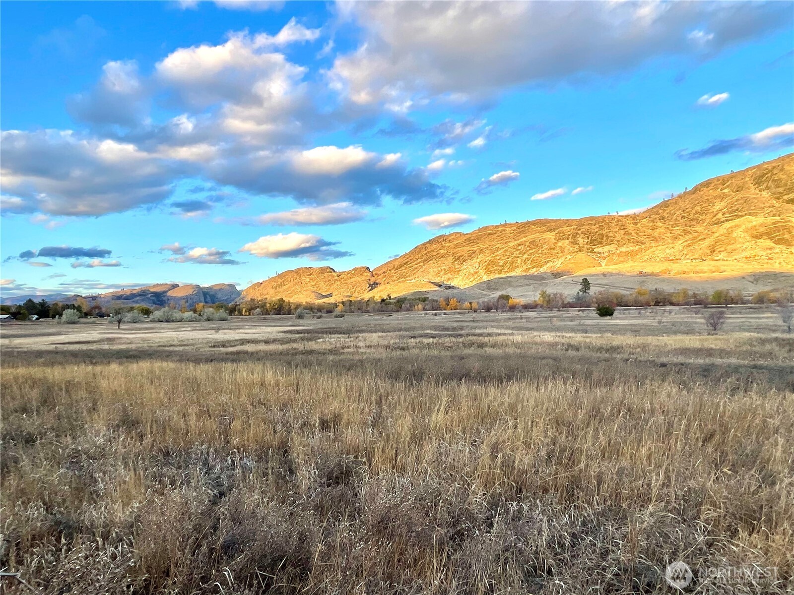 -tbd Seahawk Drive Riverside, WA 98849 - Photo 11 of 15 a view of lake with mountain