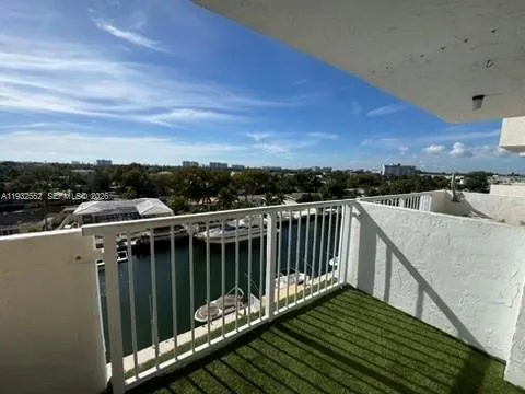 $254,000 | 2020 Northeast 135th Street, Unit 607, North Miami, FL 33181