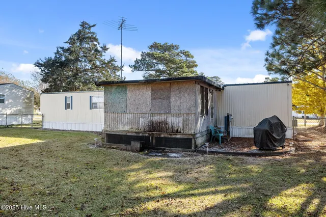 $184,900 | 105 Ronnie Road, Beaufort, NC 28516