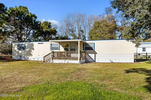 $184,900 | 105 Ronnie Road, Beaufort, NC 28516