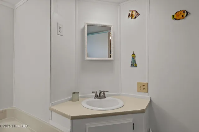 $184,900 | 105 Ronnie Road, Beaufort, NC 28516