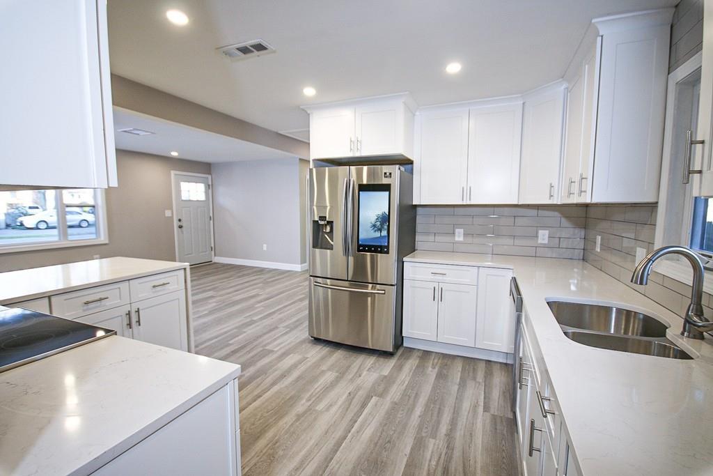 17 Guild Road Saugus, MA 01906 - Photo 8 of 25 Gallery Image 8