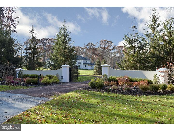 72 Bayberry Road Princeton, NJ 08540 - Photo 24 of 25 Driveway