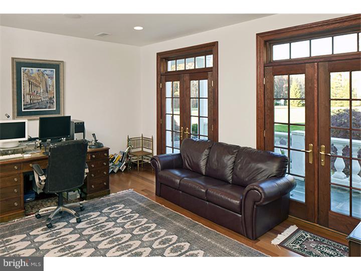 72 Bayberry Road Princeton, NJ 08540 - Photo 7 of 25 Library