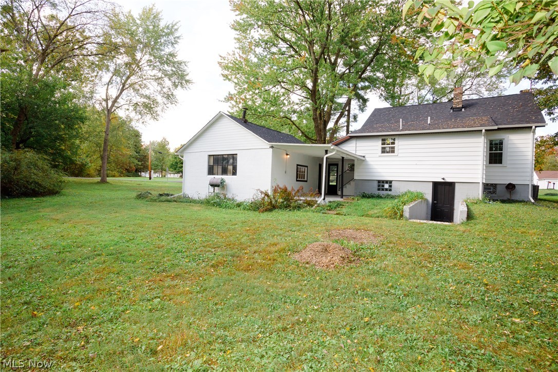 3675 Kirk Road Youngstown, OH 44511 - Photo 2 of 31 Gallery Image 2
