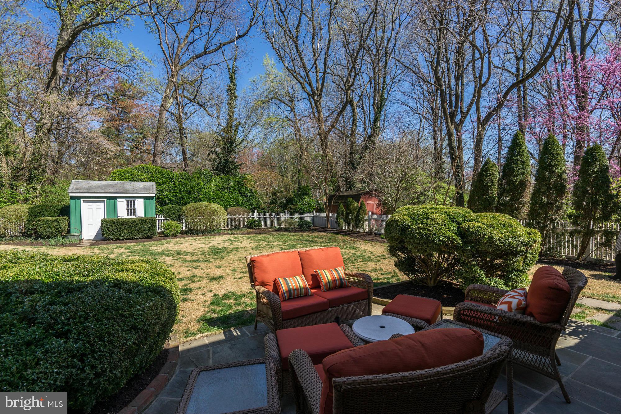 2411 Barbour Road Falls Church, VA 22043 - Photo 28 of 29 Exterior (Rear)
