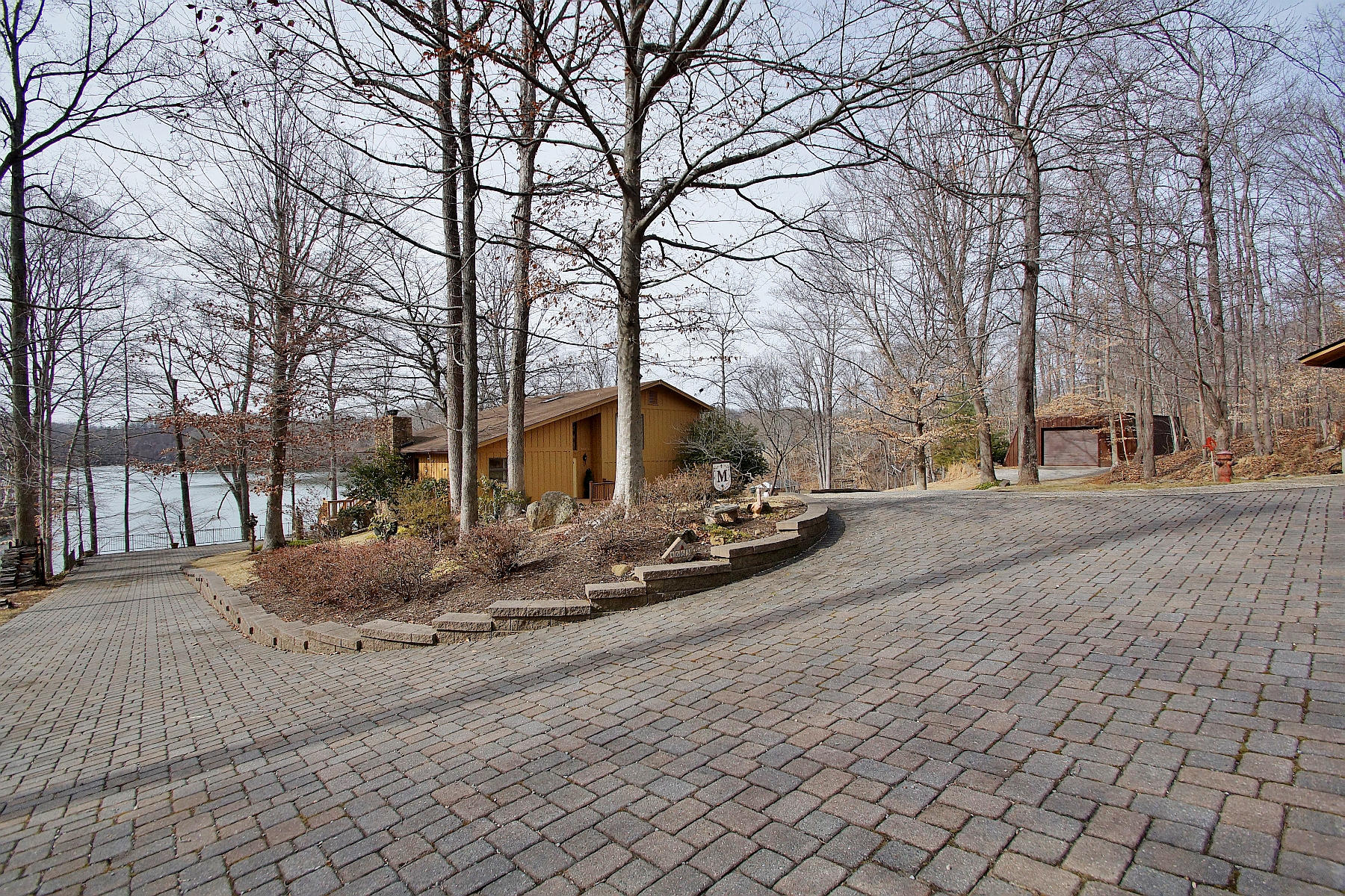 4663 Goodview Road Goodview, VA 24095 - Photo 2 of 88 DSC01088