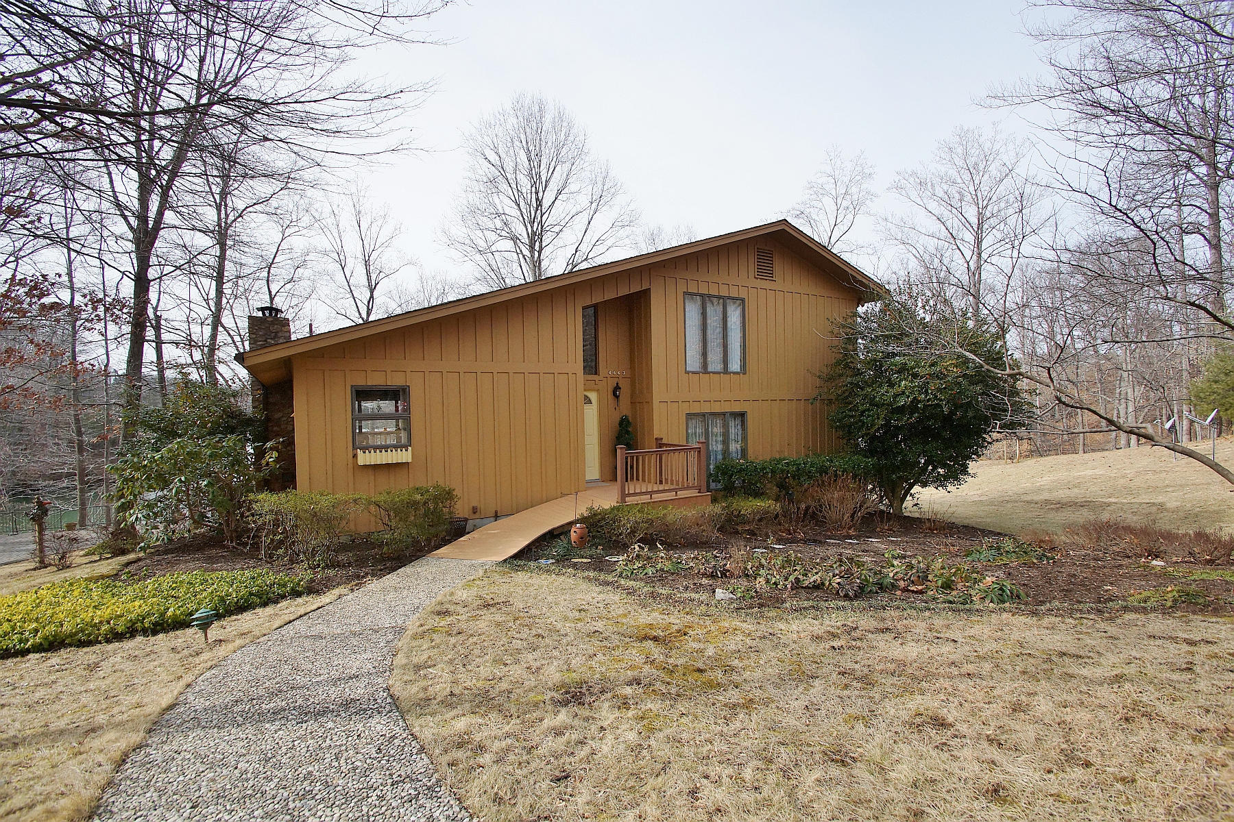 4663 Goodview Road Goodview, VA 24095 - Photo 6 of 88 DSC01096