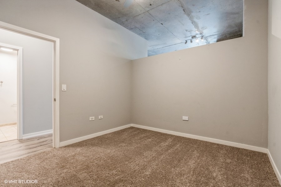 235 West Van Buren Street, Unit 1822 Chicago, IL 60607 - Photo 19 of 29 a view of an empty room