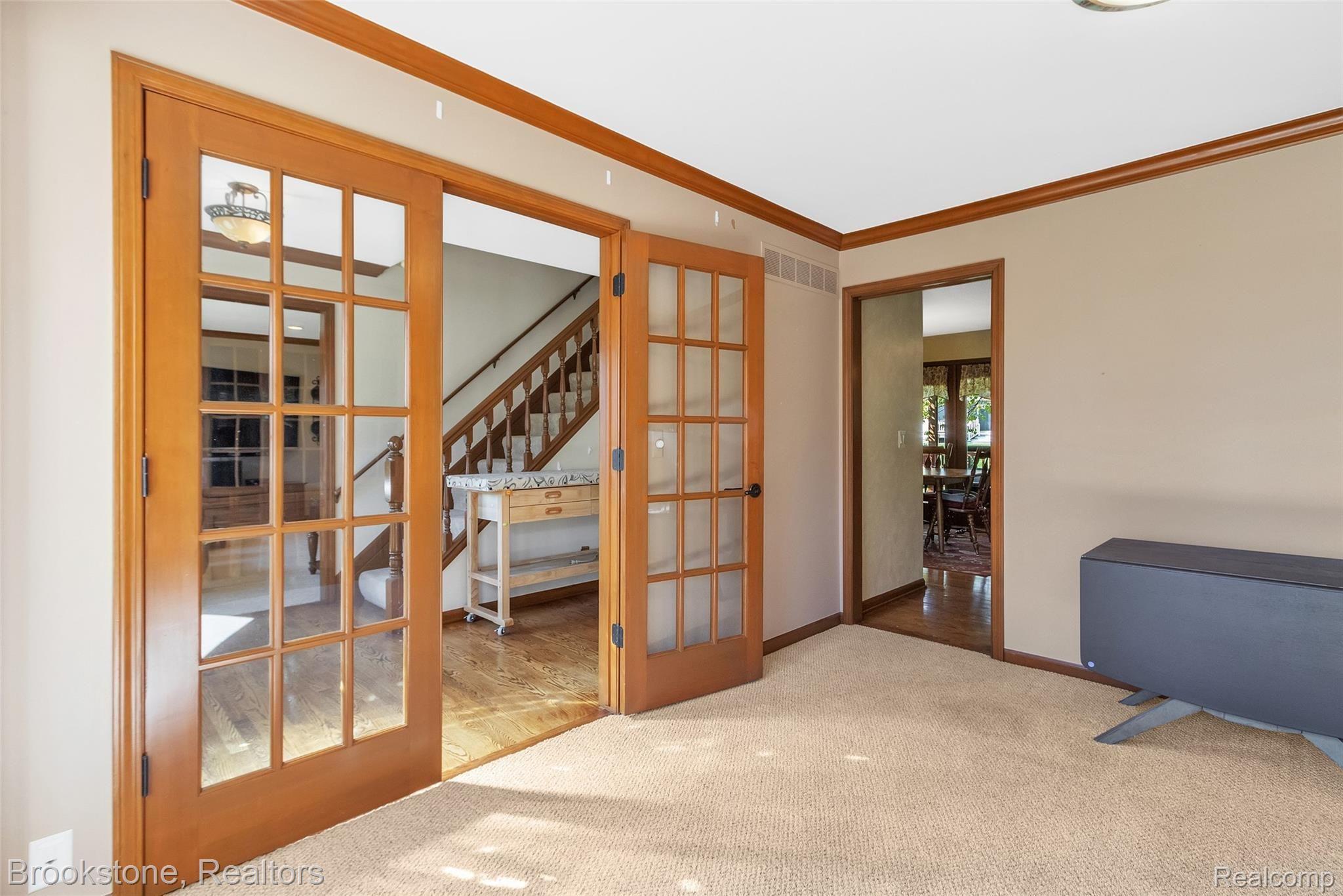 1387 Royal Crescent Street Rochester, MI 48306 - Photo 11 of 33 07-1387-Royal-Crescent-St-WindowSti.jpg