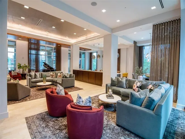 $2,523 | 205 12th Street Northeast, Unit OAK, Atlanta, GA 30309