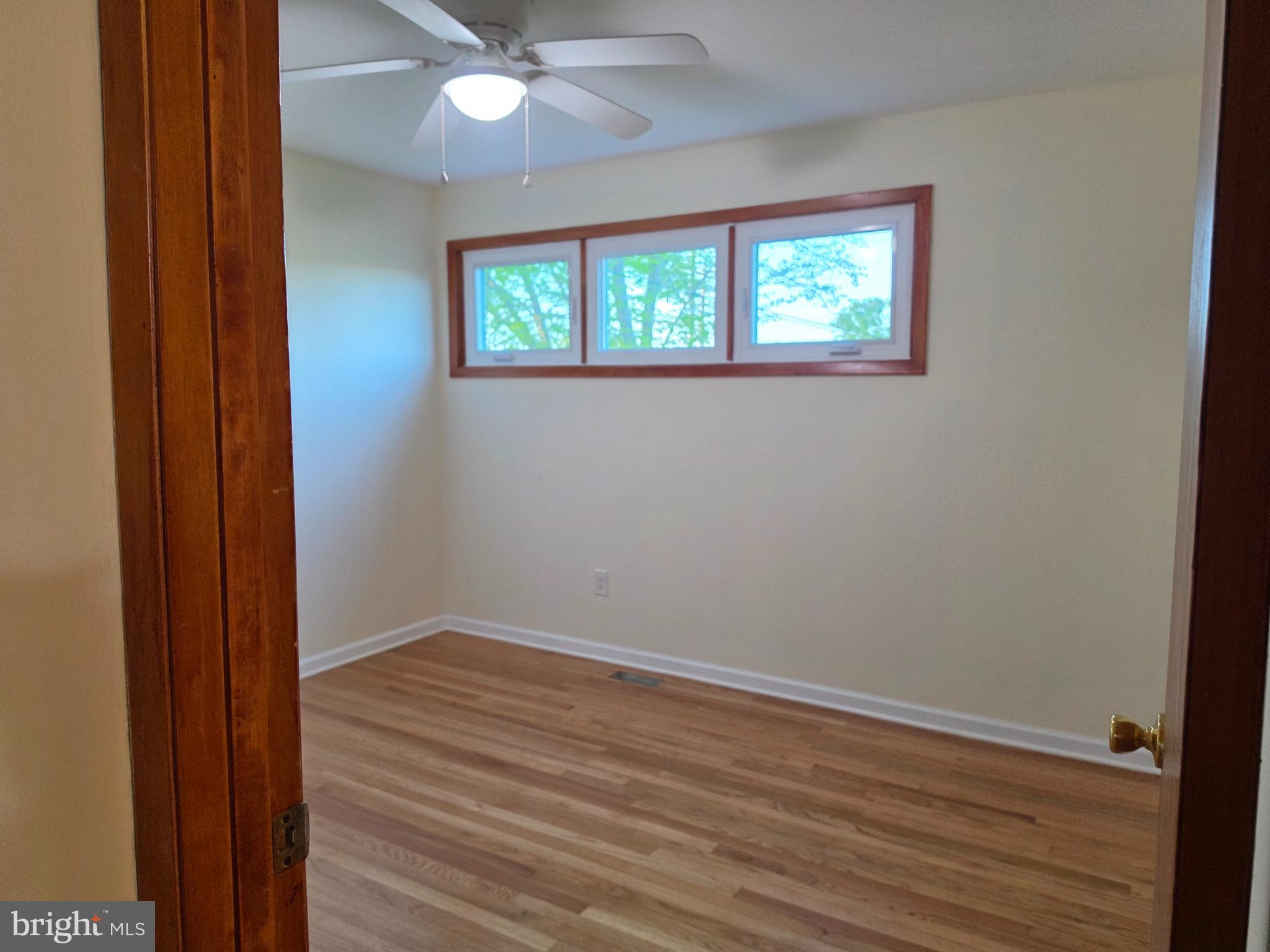 3992 Cooks Lane Ellicott City, MD 21043 - Photo 16 of 27