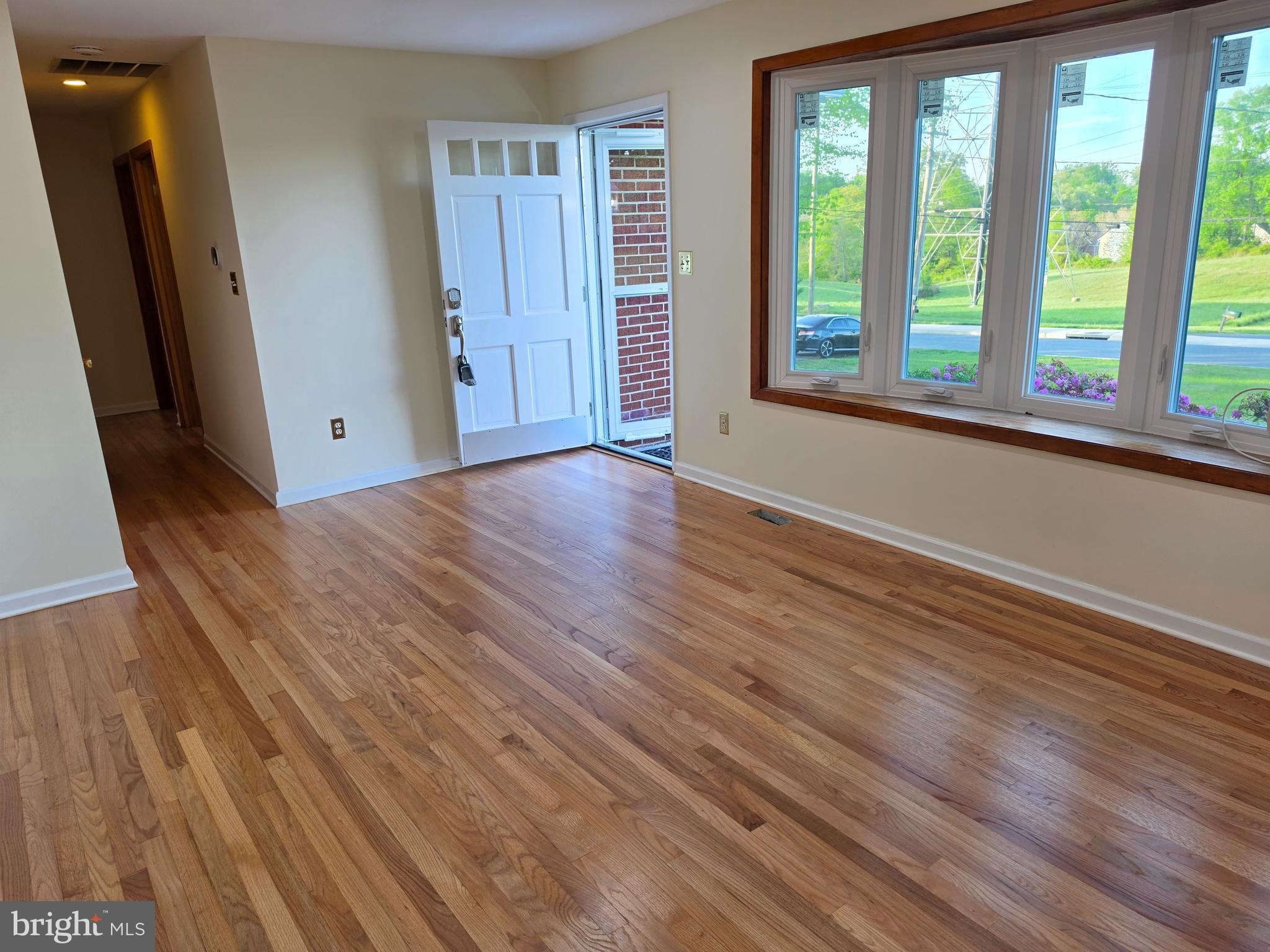 3992 Cooks Lane Ellicott City, MD 21043 - Photo 23 of 27
