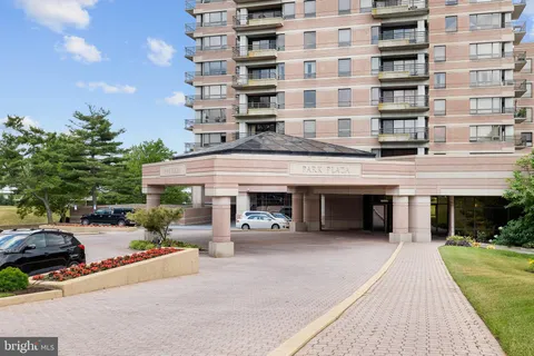 $619,900 | 1100 Lovering Avenue, Unit 802, Wilmington, DE 19806