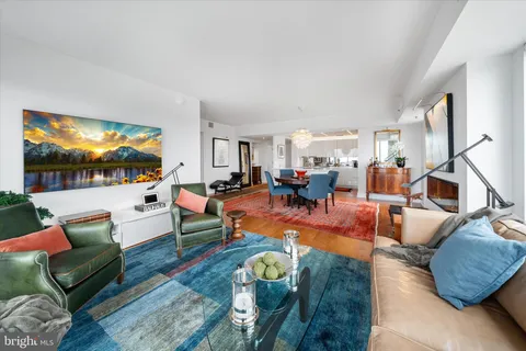 $619,900 | 1100 Lovering Avenue, Unit 802, Wilmington, DE 19806