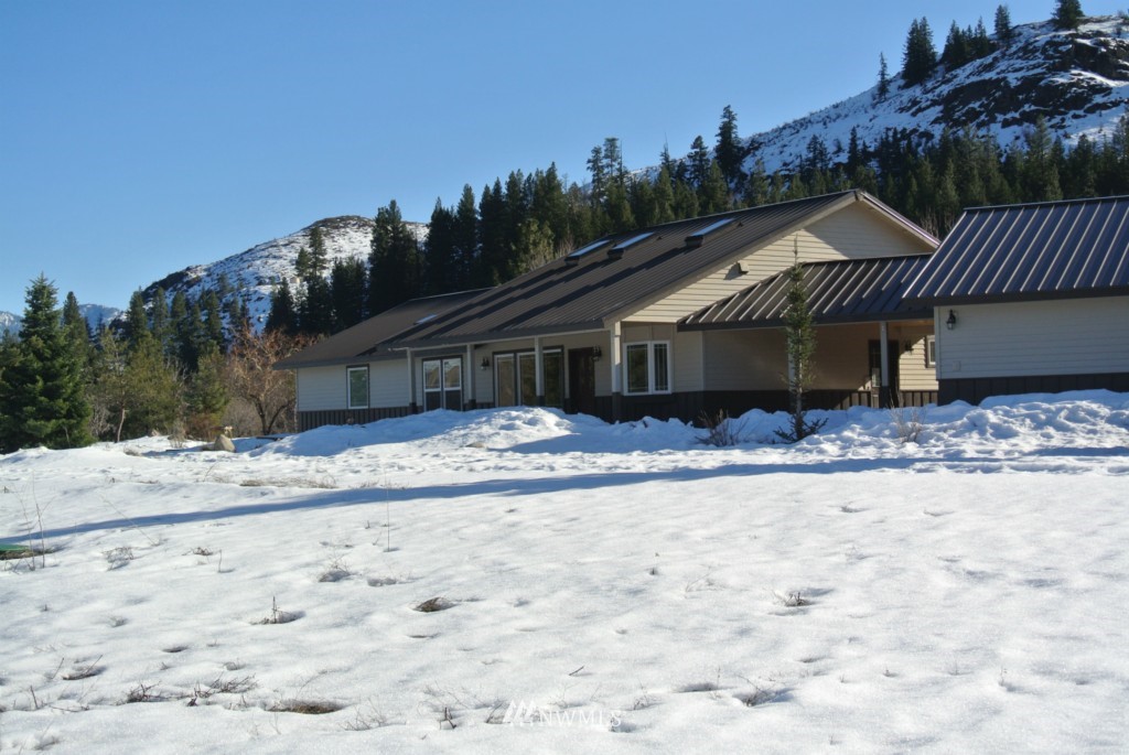19 B And B Road Twisp, WA 98856 - Photo 14 of 14