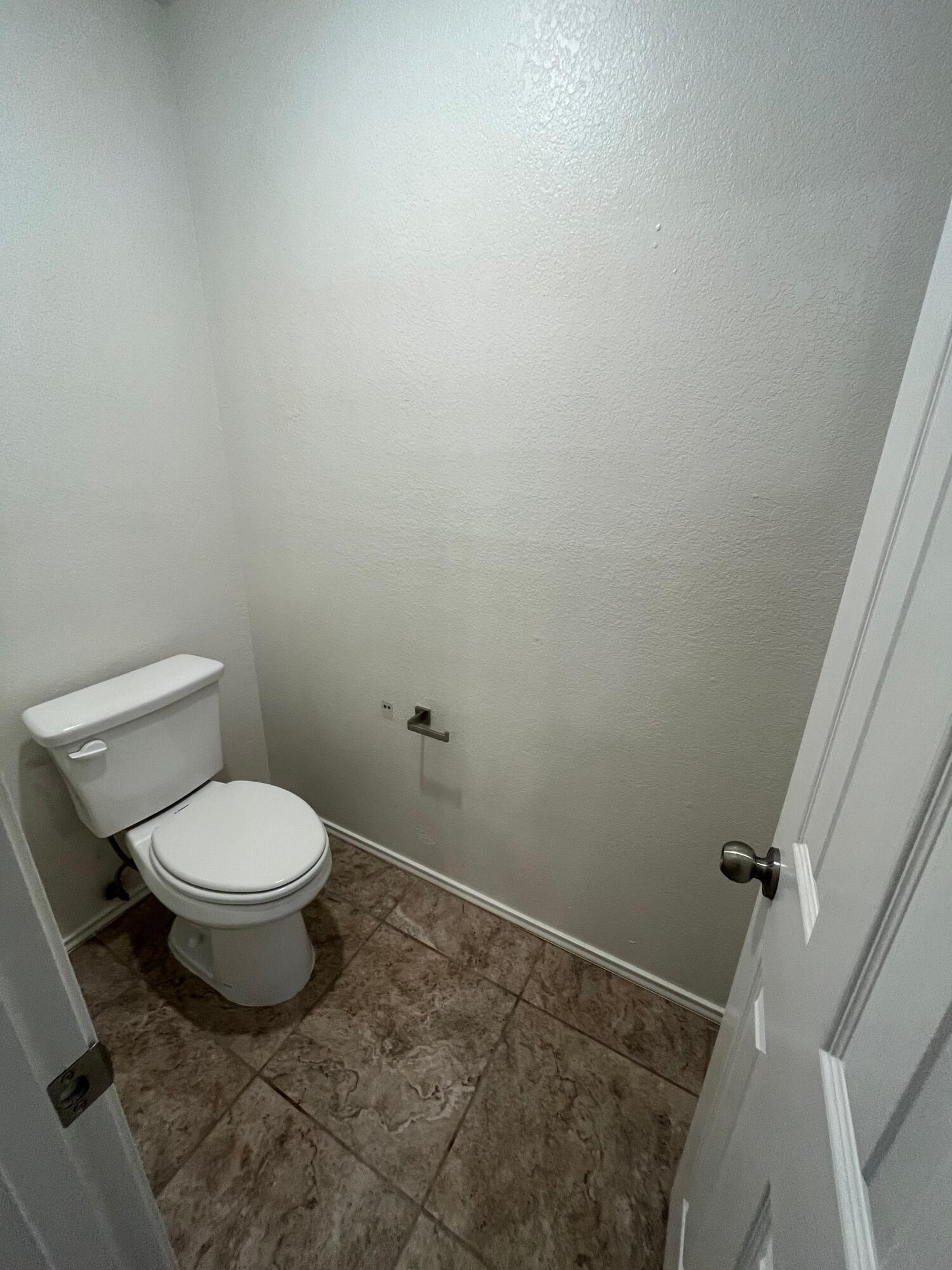 5221 84th Street Lubbock, TX 79424 - Photo 14 of 17 3D1E5CA3-1842-440A-B797-51D28E6B4B94