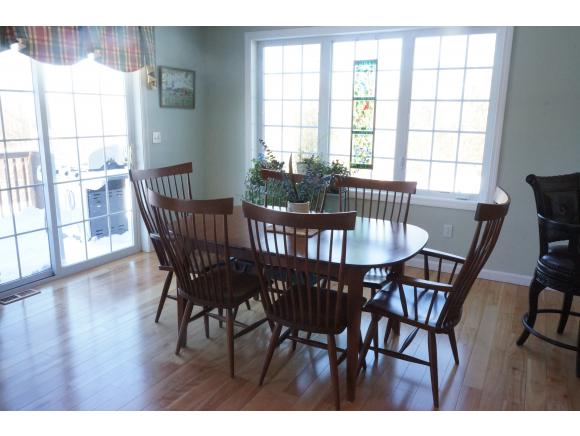 274 Old County Road North Deering, NH 03244 - Photo 8 of 27
