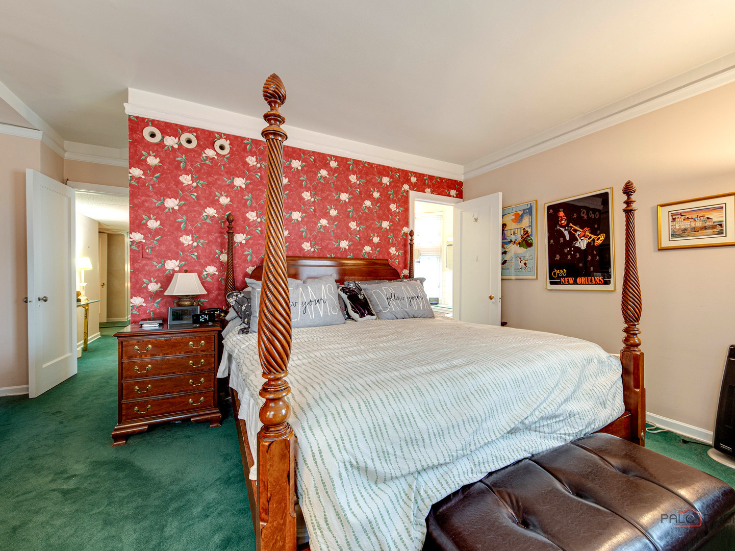 6342 North Sheridan Road, Unit 2B Chicago, IL 60660 - Photo 9 of 18 a bedroom with a bed and dresser