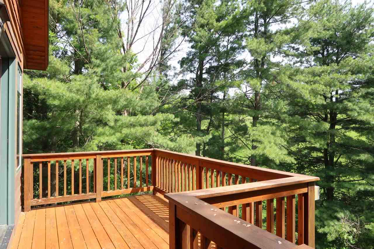 8607 South Lakeview Road Traverse City, MI 49684 - Photo 37 of 59 1847876-36.JPG