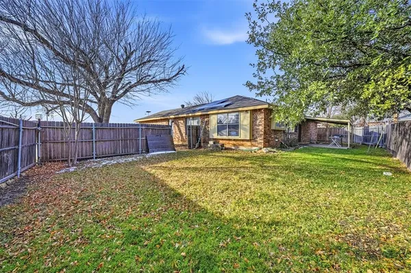 $2,100 | 6408 Woodstream Trail, Fort Worth, TX 76133