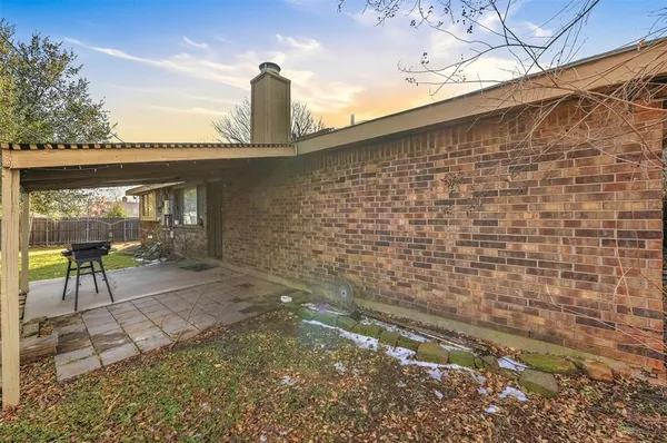 $2,100 | 6408 Woodstream Trail, Fort Worth, TX 76133