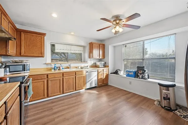 $2,100 | 6408 Woodstream Trail, Fort Worth, TX 76133