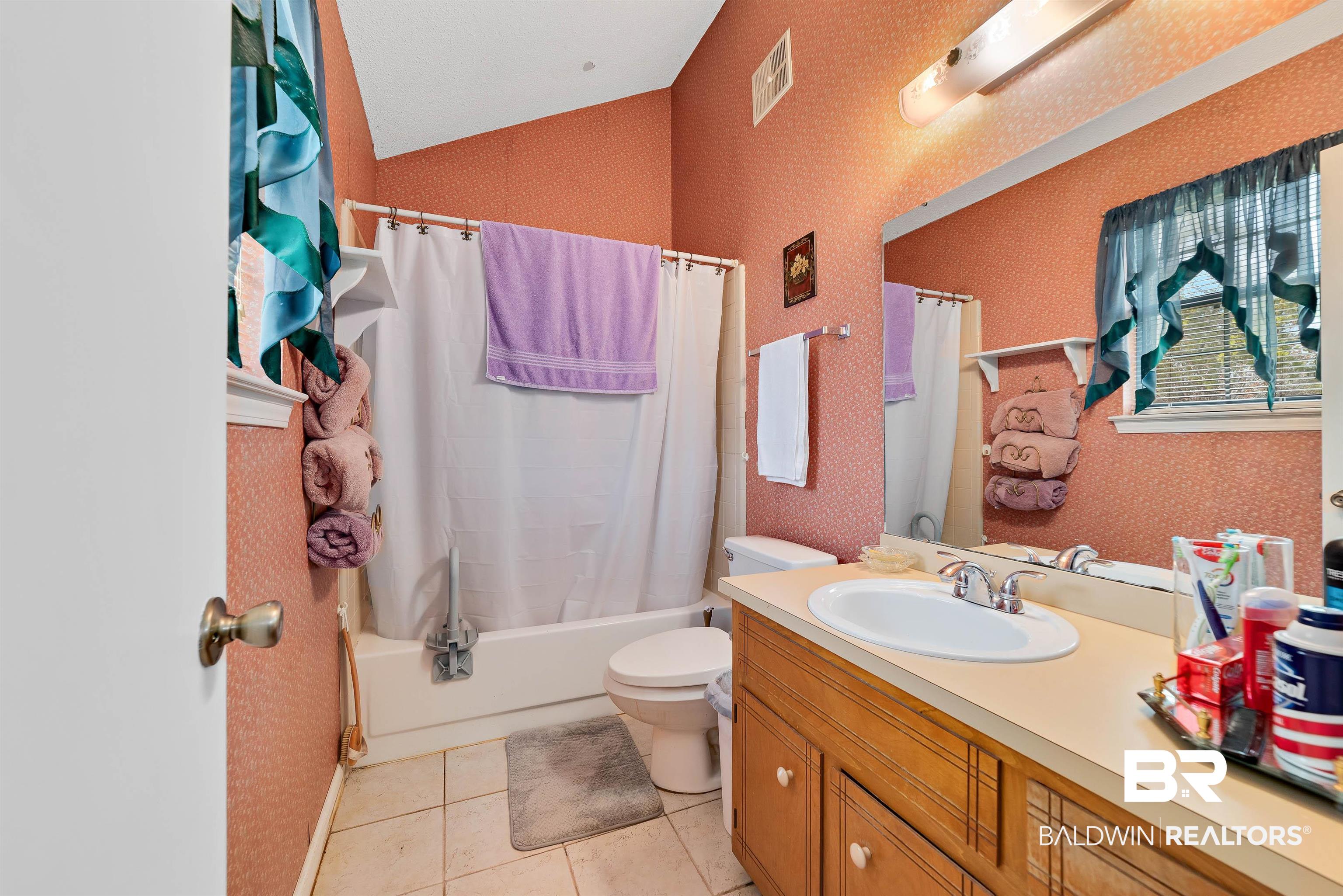 718 West Magnolia Avenue Foley, AL 36535 - Photo 22 of 26 master