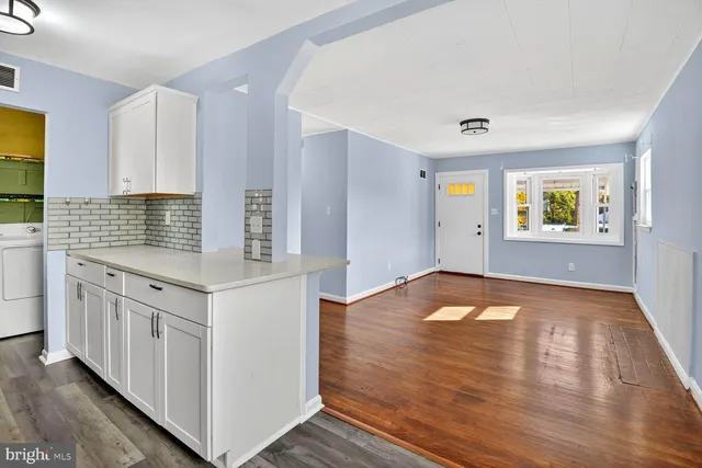 $398,900 | 8204 17th Avenue, Hyattsville, MD 20783