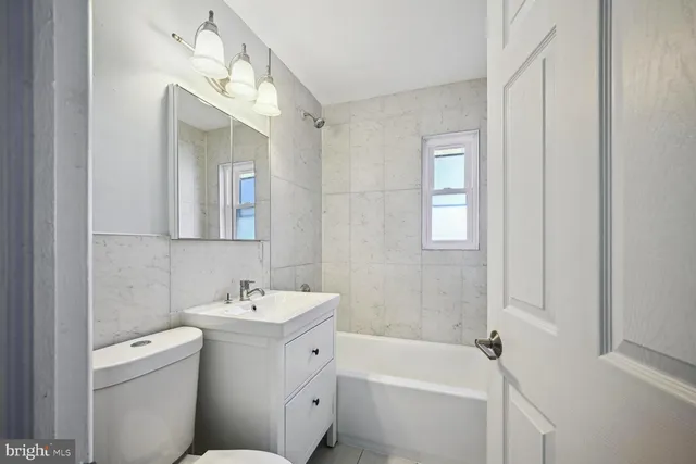 $398,900 | 8204 17th Avenue, Hyattsville, MD 20783