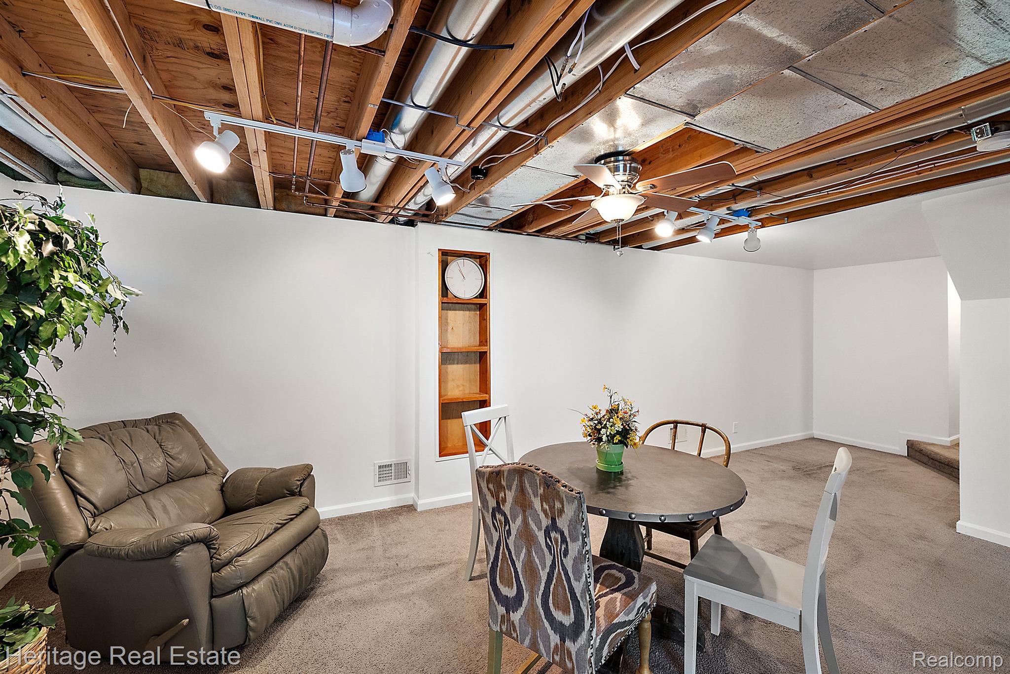 3647 Normandy Court Rochester, MI 48306 - Photo 49 of 55 Gallery Image 49