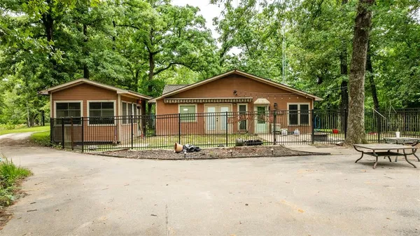 $459,900 | 251 Private Road 8179, Ben Wheeler, TX 75754