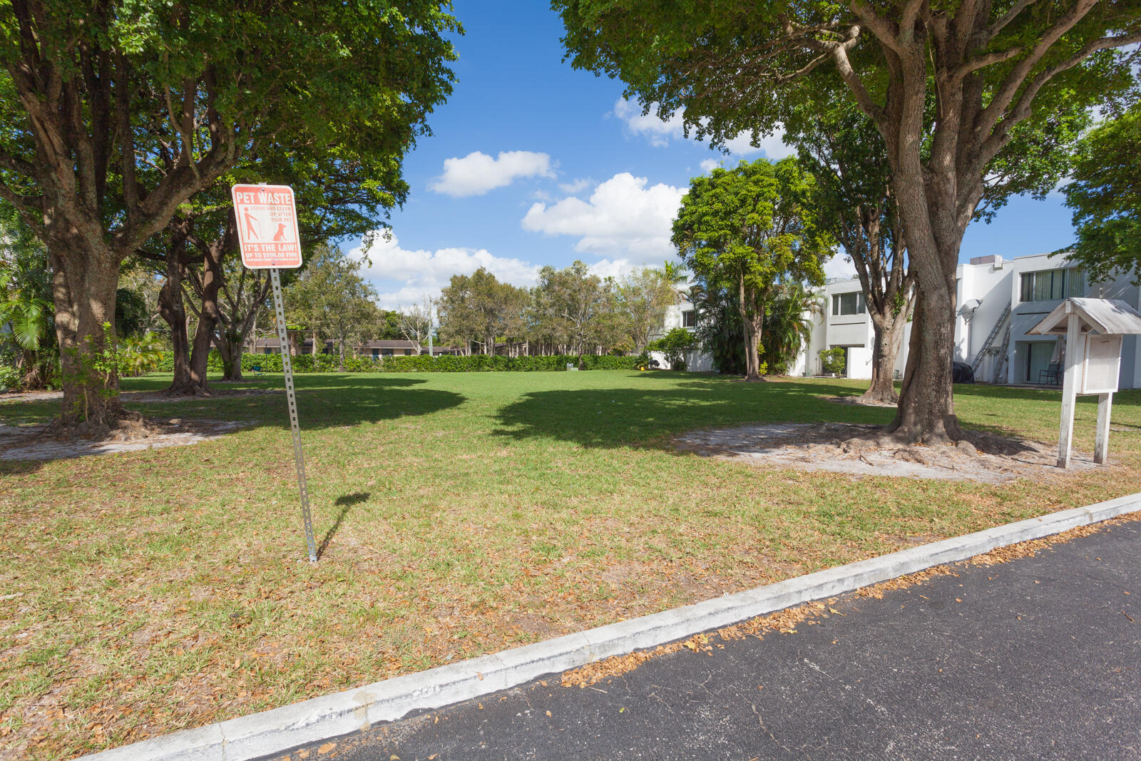 5080 Elmhurst Road, Unit C West Palm Beach, FL 33417 - Photo 13 of 16 23_park